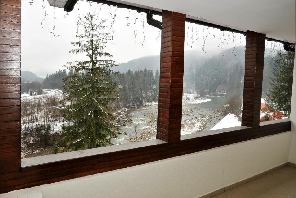 Stanislavsky Hotel Group Yaremche Habitación foto