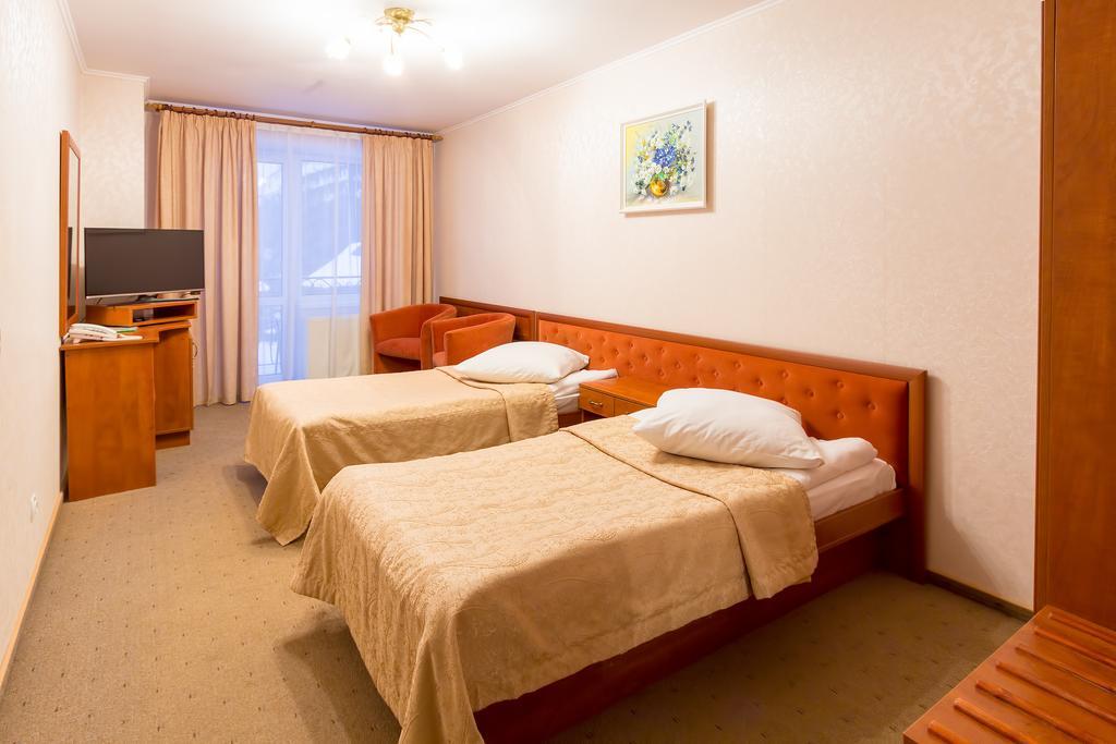 Stanislavsky Hotel Group Yaremche Exterior foto